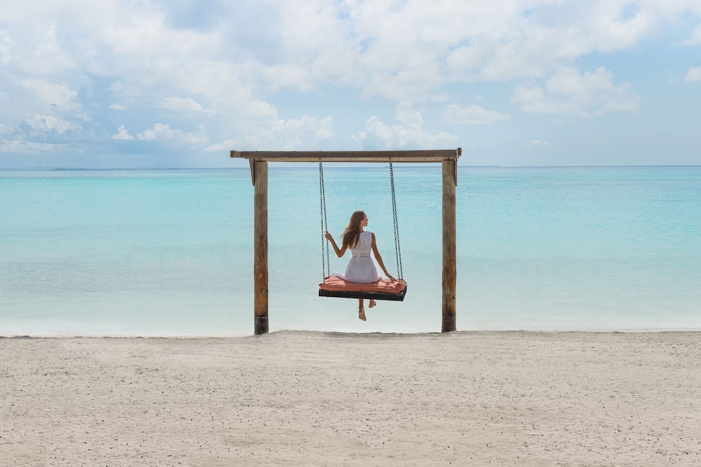 al maya island and resort