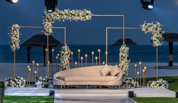 al maya island and resort