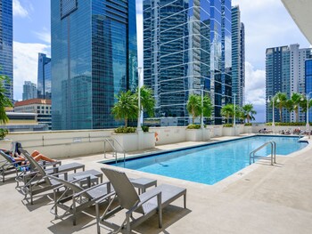 the stay at brickell club