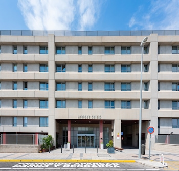 madrid airport suites affiliated by melia