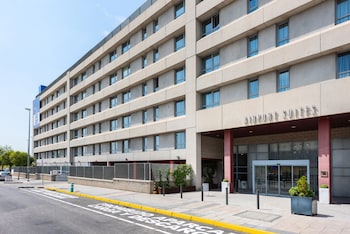 madrid airport suites affiliated by melia