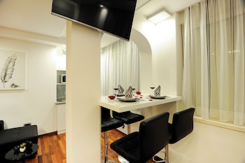 main street studio and rooms