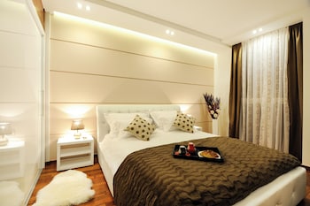 main street studio and rooms