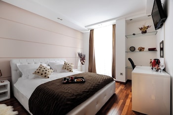 main street studio and rooms
