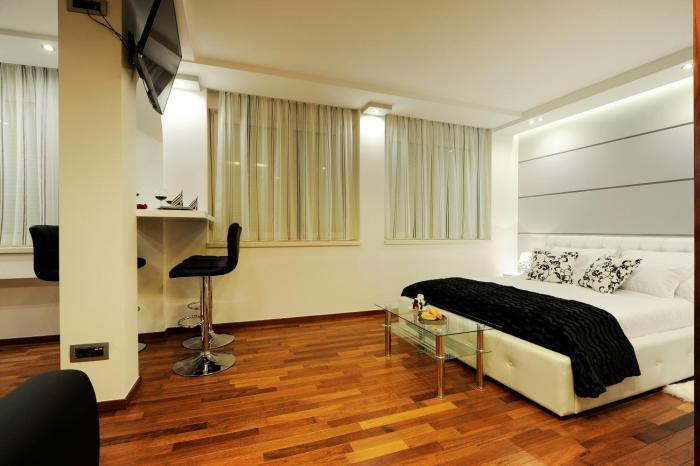 main street studio and rooms