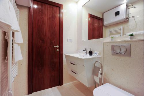 main street studio and rooms
