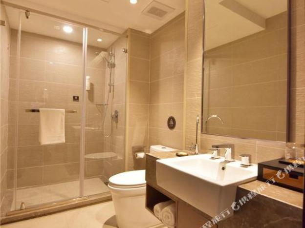 home inn plus harbin central street