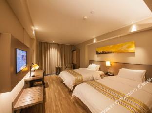 home inn plus harbin central street