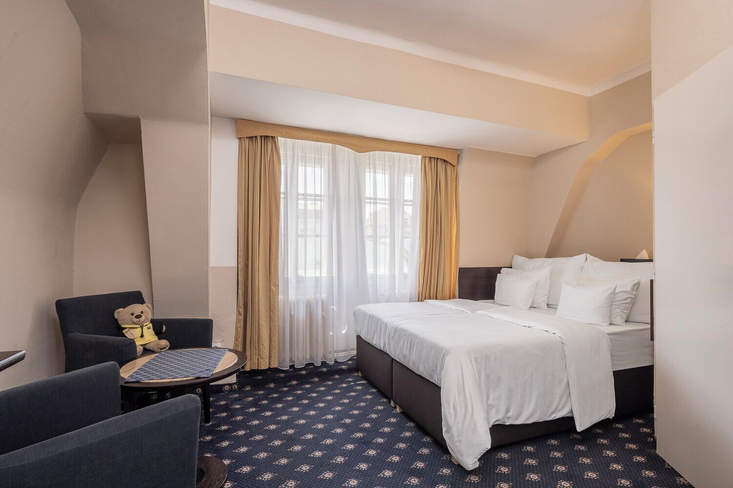 kampa stara zbrojnice sivek hotels