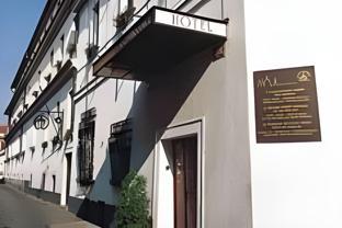 kampa stara zbrojnice sivek hotels