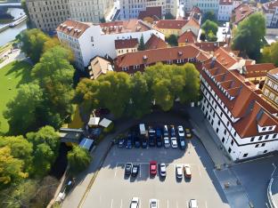 kampa stara zbrojnice sivek hotels