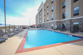 hampton inn and suites bay city tx