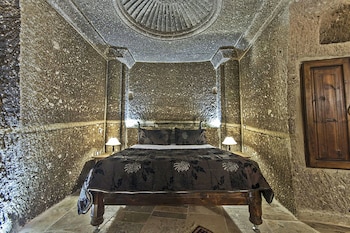 antique terrace suites