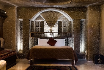 antique terrace suites