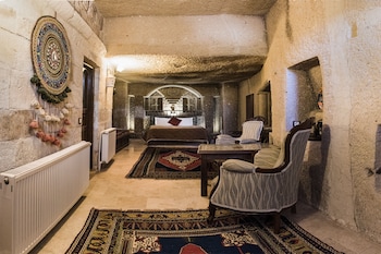 antique terrace suites