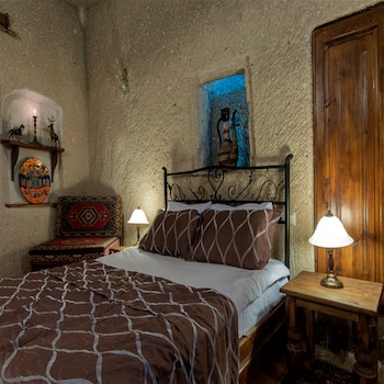 antique terrace suites