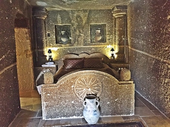 antique terrace suites