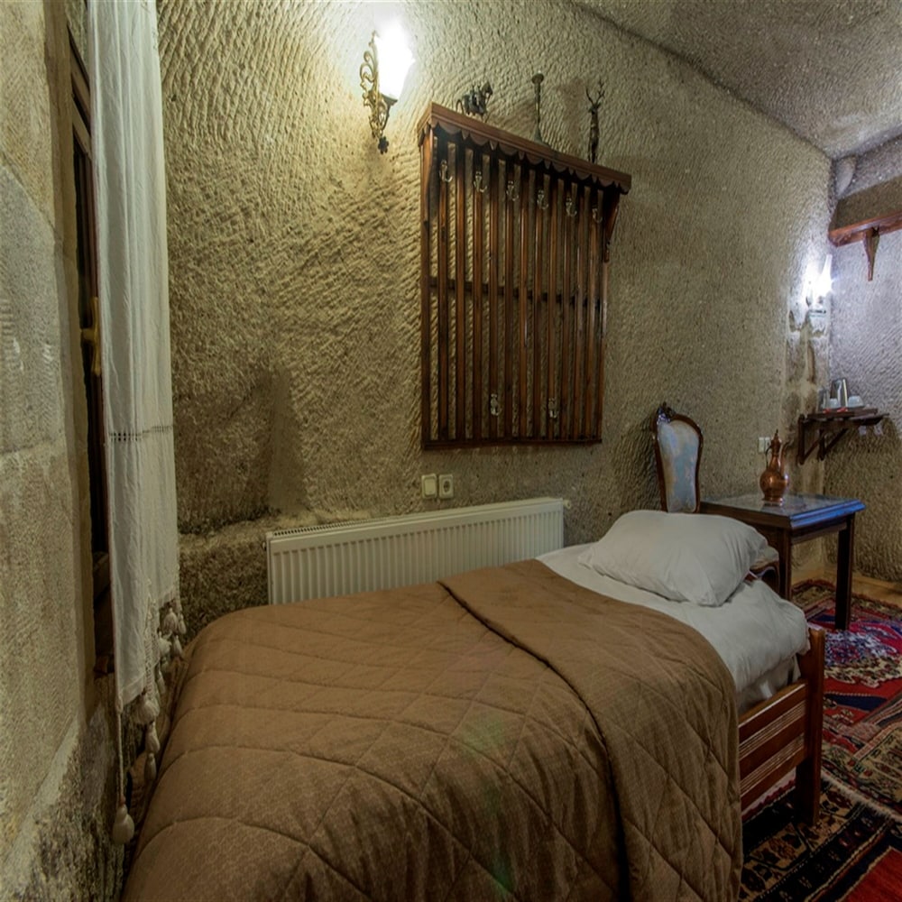 antique terrace suites