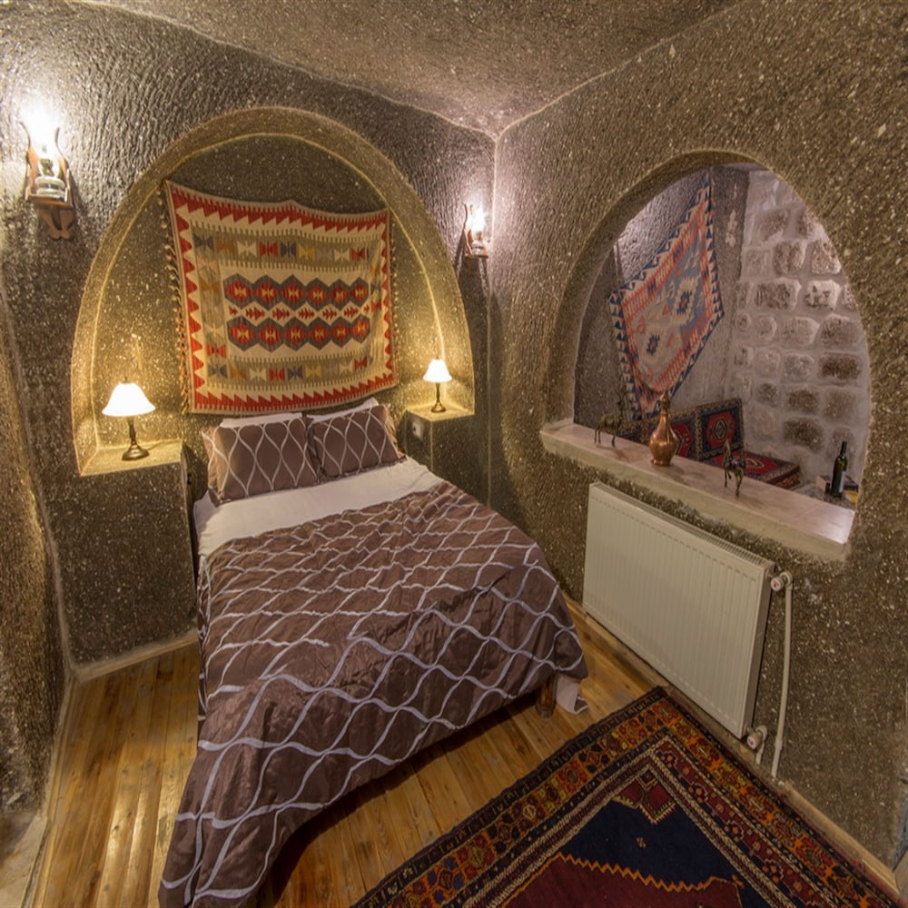 antique terrace suites