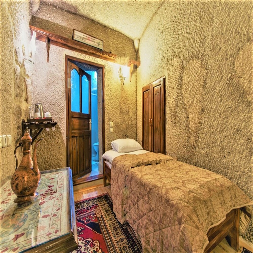 antique terrace suites