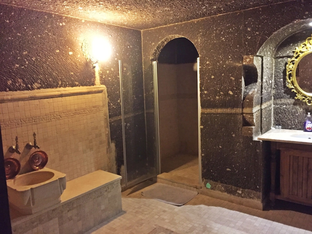 antique terrace suites