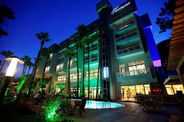quadas hotel adults only