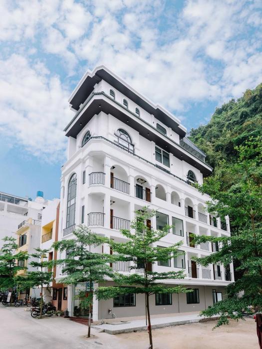catba green pearl hotel