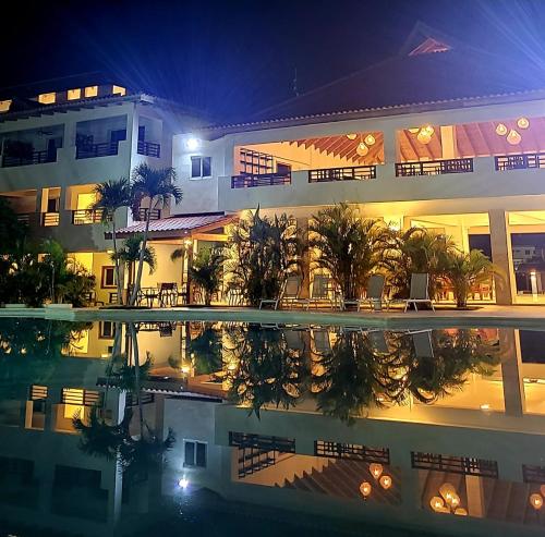 residencial paraiso pool