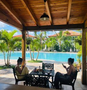 residencial paraiso pool