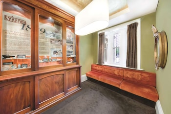 adina apartment hotel adelaide treasury