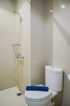 minimalist pool view low rise studio paramount skyline apartment