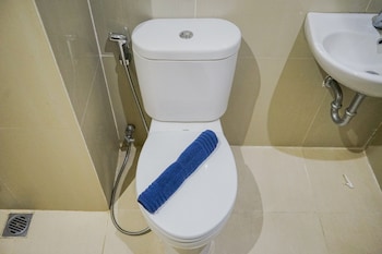 minimalist pool view low rise studio paramount skyline apartment