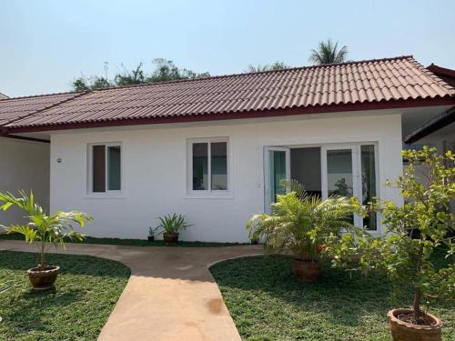 river view villas