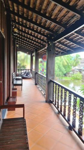 alana luang prabang