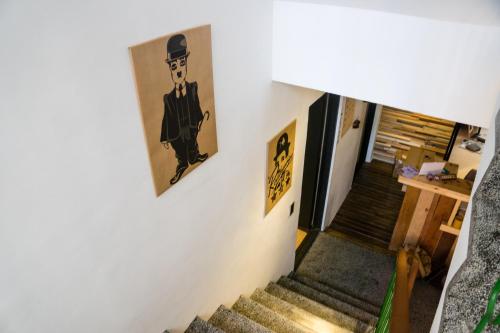 baker street design inn
