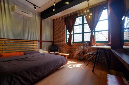 baker street design inn