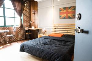 baker street design inn