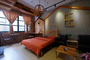 baker street design inn