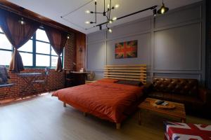 baker street design inn