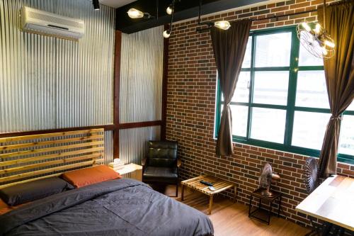 Baker Street Design Inn,No.37, Lane 108, Weimin St.,3 star