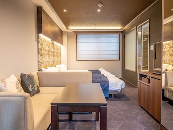 grace villa nijo jo castle