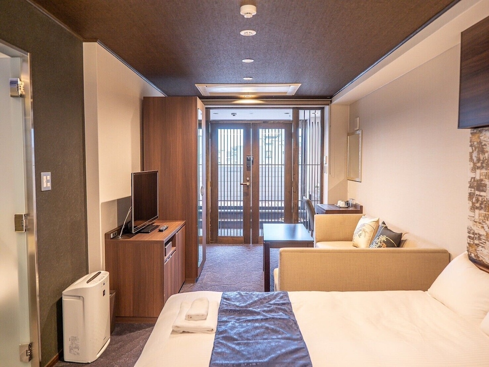 grace villa nijo jo castle