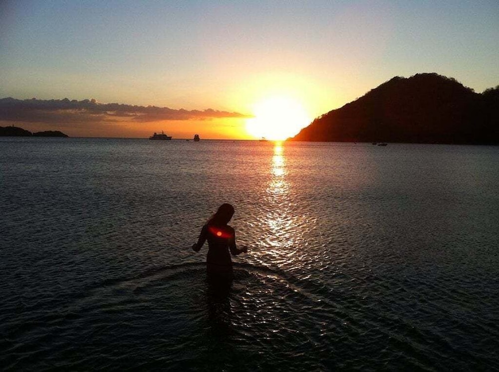beach condos pico de loro hamilo coast