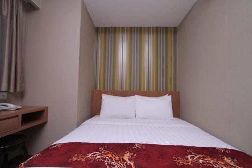 likas square kk apartment suite