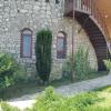 chateau tetri bairagebi white flags
