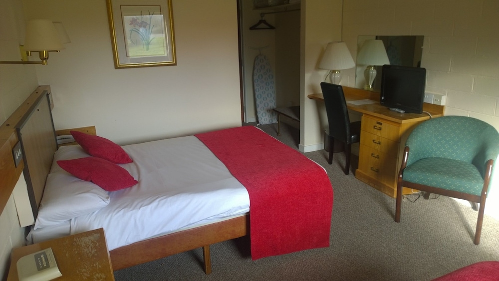 the waterside hotel