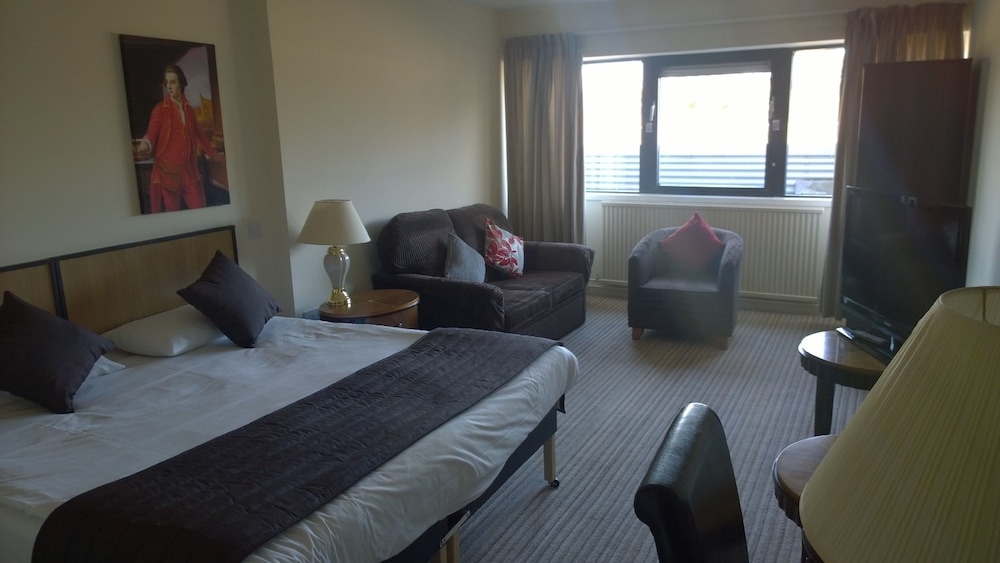 the waterside hotel