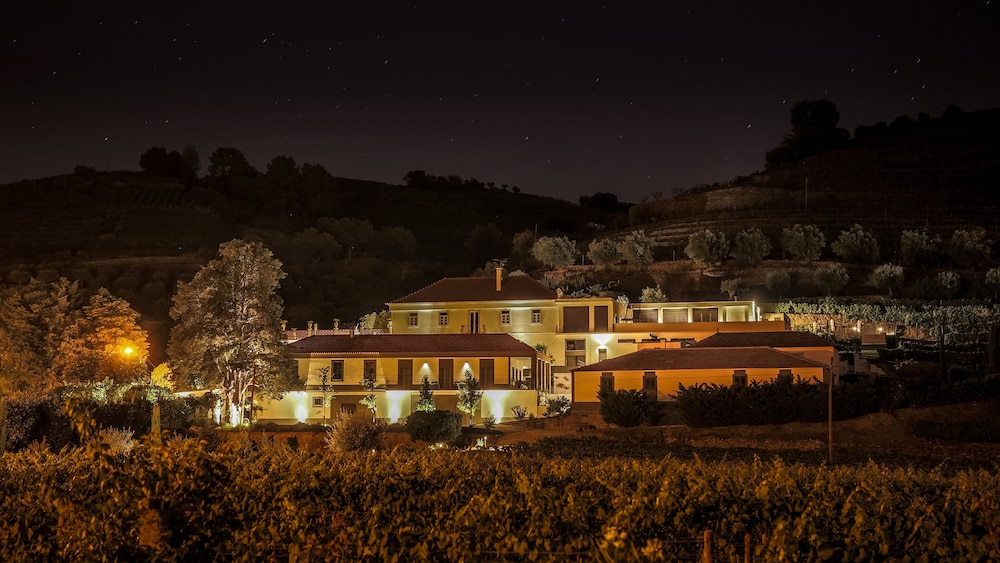 santa marta de penaguiao