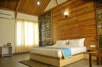 the manrals resort