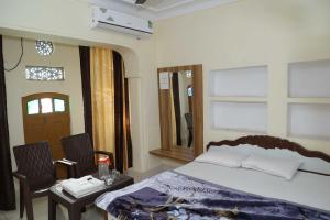 ambika guest house by oyo